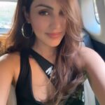 Rhea Chakraborty Instagram - ☹️☺️😙🙄😘 #rhenew