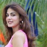Rhea Chakraborty Instagram - Thankyou for a wonderful day at the races. #calcuttaturfclub is tradition and culture galore. Thankyou @betbricks7exchange for inviting me for this wonderful evening.