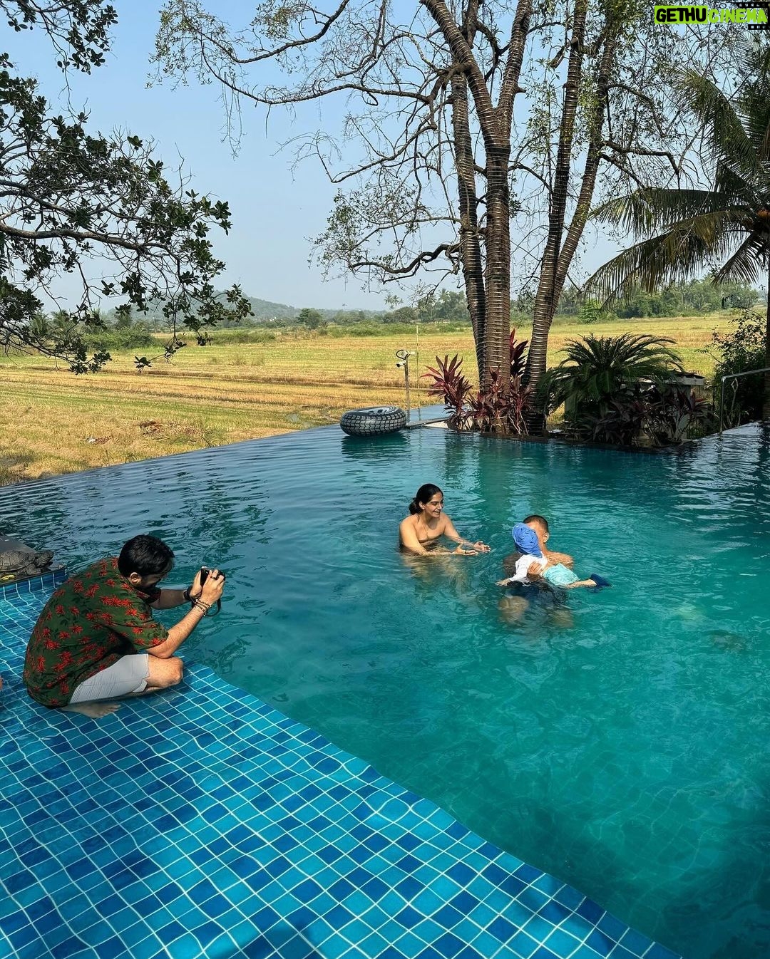 rhea-kapoor-instagram-take-me-back-to-pool-time-and-barbecues-and