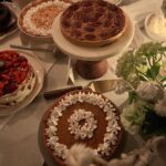 Rhea Kapoor Instagram - It’s Giving ‘Friends’ and an excuse to eat, drink and fight with each other over the last piece of pie. The best night with @dewars #Dewars #DewarsDoubleDouble #DoubleAgedForExtraSmoothness #DoubleDoubleseries #Dewars21 #dewars27 Mumbai, Maharashtra