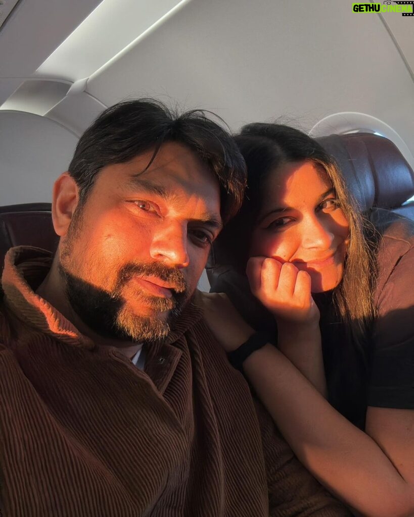 Rhea Kapoor Instagram - In all the chaos, I found the good light but more importantly someone like @karanboolani to share it with. 🌞 highly recommend 👍 Chandigarh, India