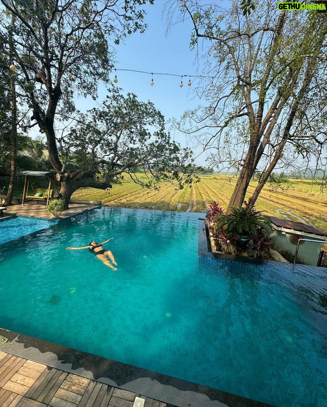 Rhea Kapoor Instagram - Take me back to pool time and barbecues and perfect breakfast tacos and family and twinkling evenings #susegad Goa