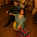 Richa Chadha Instagram - 🪔If everything around you seems dark, look again, you may be the light! ~Rumi 🪔 Here’s hoping we can be the light in someone’s life! 💥✨🪔 May there be peace in the world, my heart is heavy because so much of the world is at war…all celebratory feelings seem hollow! 🙏🏽 पूजा कर ली, माँगी सब के लिये ख़ुशिया! माँ लक्ष्मी सबको लाभ दें, संपन्न करें! ❣️ . . . Wearing heirloom @anamcara_by_yasmin , styled by @anishagandhi3, make-up @shaylinayak , hair @ashisbogi …this gharara is called ‘ chata-pati ka gharara’… 📸@harshphotography11 @ alifazal9 don’t think you’ll ever forget this Diwali! #prayersforpeaceandlove🙏❤️ #happydiwali #maytherebelightandpeace