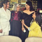 Richa Chadha Instagram - Was lovely to be on a round table with these incredible women! @ratnapathakshah ma’am, I have seen your film and TV work of course, Dhak Dhak being the latest… but saw you on stage recently in Motley’s ‘Old World’ and guys you’re missing something if you don’t witness the magic on stage, my salutations and love! @saiyami you’ve done a better job as an amputee with one arm on screen than many of our peers have with two! You’ve played an athlete with gumption and EXPERTISE, it’s not pretence or PR, it’s just skill ! And my dearest @rajshri_deshpande , your work in ‘Trial by Fire’ is superior … that’s the word, it’s a superior performance, sabke bass ki baat nahi! Always here for you, love you and only one phone call away💥👋🏾❤️ thank you for an incredible and energising conversation! You’re rockstars!!! Thanks @atikafarooqui1 @whimsicalfantasy for making this happen❤️✨😍