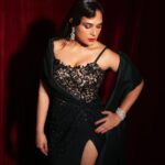 Richa Chadha Instagram - When you’re ‘Wednesday’ but on a Tuesday… 👗 @neeta_lulla 💎@h.ajoomal 👠 @sana.k.official Hair @ashisbogi 😁😄😄 📸 @visualaffairs_va Styled by @anishagandhi3 @rochelledsa Don’t touch my hair, cuz you can’t, cuz it greasy. Bye.