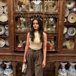 Riddhi Kumar Instagram - Does a mirror reflect yourself?