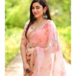 Ridhima Ghosh Instagram - Once you find happiness within, you'll find it everywhere. 💖 #happiness #pink #pinksaree #ethnicwear 📷: @sourav3934 @aimless_imran @anirbandas1622 Styled by: @tamashreeroy Makeup and hair: @mua_sayan @sunnyroyy_official