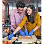 Ridhima Ghosh Instagram – All for Sushi love!! 🍣
This year right before #SushiDay, we learnt the art of preparing the dish at #ITCSonar’s ‘Pan Asian’.

@t2telegraph @t2pramita @itchotels

📷: @bhldr.79

#sushilovers #worldsushiday