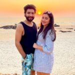 Ridhima Ghosh Instagram – Sunset and soulmates. ❤️ ☀️

#sunsetstories #throwback #goadiaries