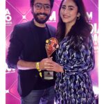 Ridhima Ghosh Instagram – You did it! So so proud of you @gauravchakrabarty for bagging ‘The Best Show Host’ award at the India Audio Summit and Awards 2022! This is just the begining… Keep shining bright ⭐️
Congratulations to the entire team of #GauravBolchhi!! Looking forward to a new season.

@spotifyindia @spotify @genesis.advertising @arrow_hit