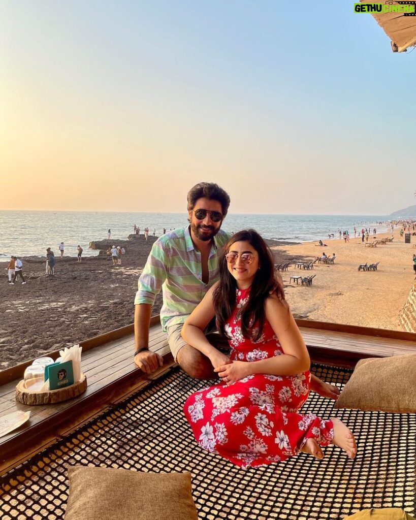 Ridhima Ghosh Instagram - Wishing you beautiful beaches and wishes upon stars that all come true! To my favourite travel buddy and the love of my life. Happy Birthday Ridhima! 🍾🎉😘 Anjuna Beach,Goa