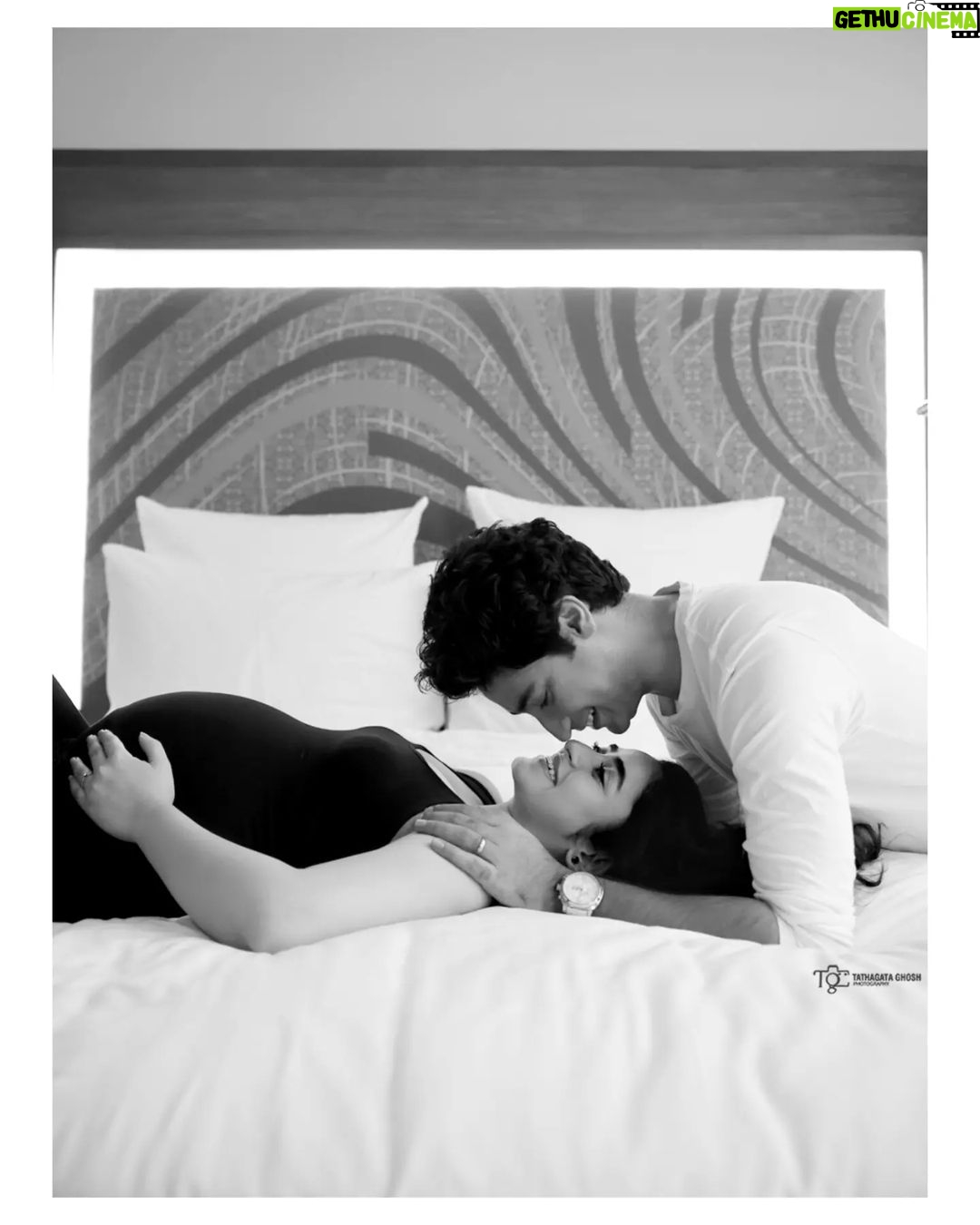 Ridhima Ghosh - 21K Likes - ✨ Even miracles take a little time! ✨
#babycomingsoon
📷: @tathagataghosh
HMUA: @nooralambabai
Styled by: @horeayan
📍: @novotelkolkata