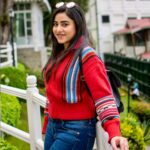 Ridhima Ghosh Instagram - Pregnancy craving - Sweater weather and Darjeeling! #throwback #sweaterweather #darjeeling #pregnancycravings 📷: @gauravchakrabarty