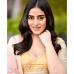Ridhima Ghosh Instagram – শুভ নবমী। 

#DurgaPuja2023
#DurgaPujo
#Pujo2023 #EthnicWear

📷: @sourav3934 
Styled by: @tamashreeroy 
MUA: @nooralambabai
📍: @itchotels