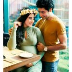 Ridhima Ghosh Instagram – Baby in bloom! 🌸 🌼

#babycomingsoon

📷: @tathagataghosh
HMUA: @nooralambabai
Styled by: @horeayan
📍: @novotelkolkata