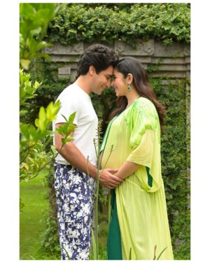 Ridhima Ghosh Instagram - What is more beautiful than this? 💚🤍

Shoot for: @t2telegraph
Special thanks: @t2pramita
Clicked by: @pabsclick
Styled by: @stylebysumit
HMUA: @abhijitpl2