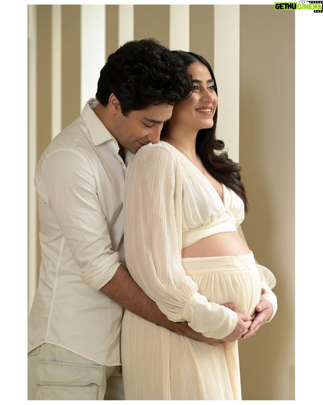 Ridhima Ghosh - 30.3K Likes - Love this bump and all those wiggles! 💗💗💗
Shoot for: @t2telegraph
Special thanks: @t2pramita
Clicked by: @pabsclick
Styled by: @stylebysumit
HMUA: @abhijitpl2