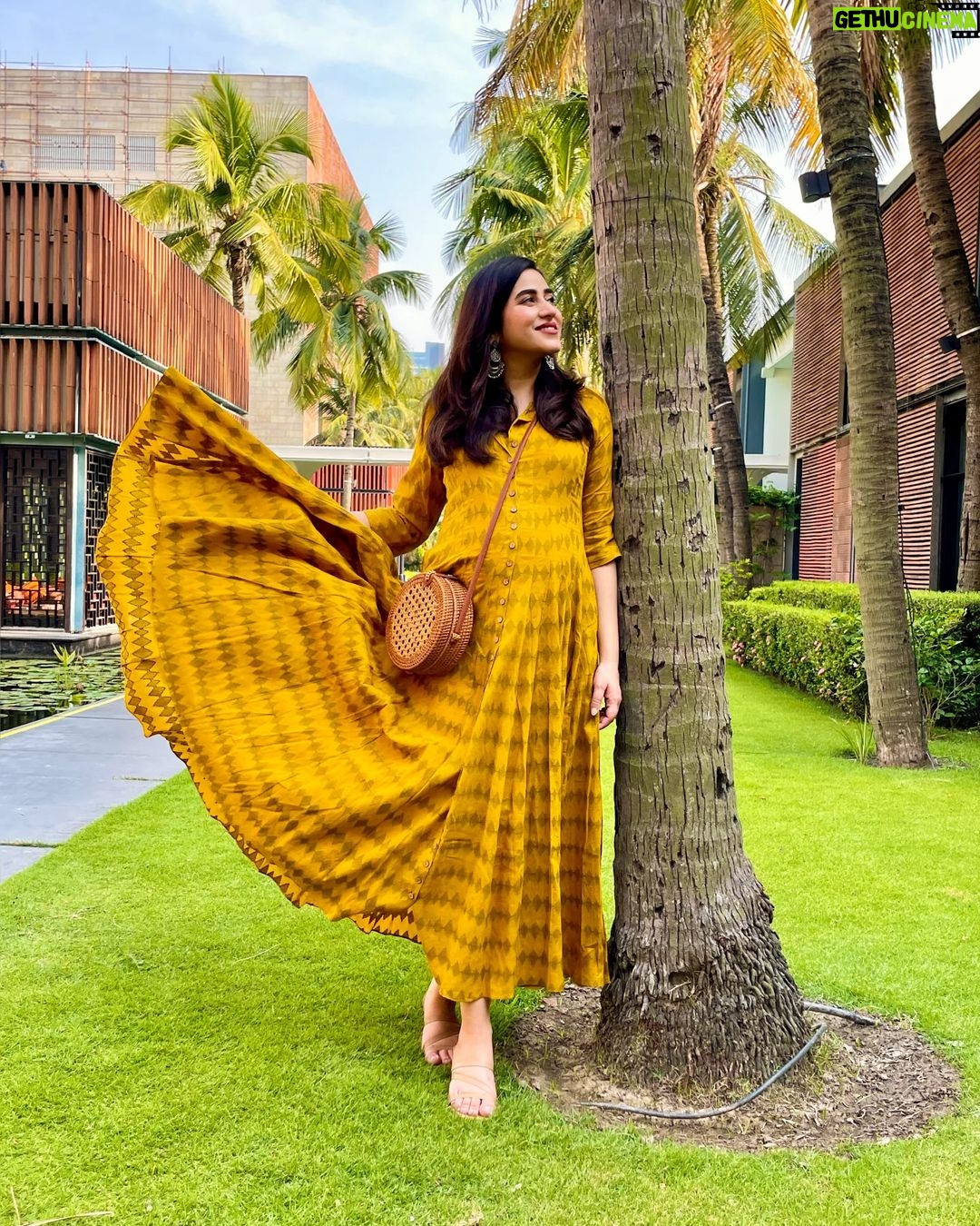 Ridhima Ghosh Instagram - My hue of warmth. 💛 #goodvibes #yellowlove # ...