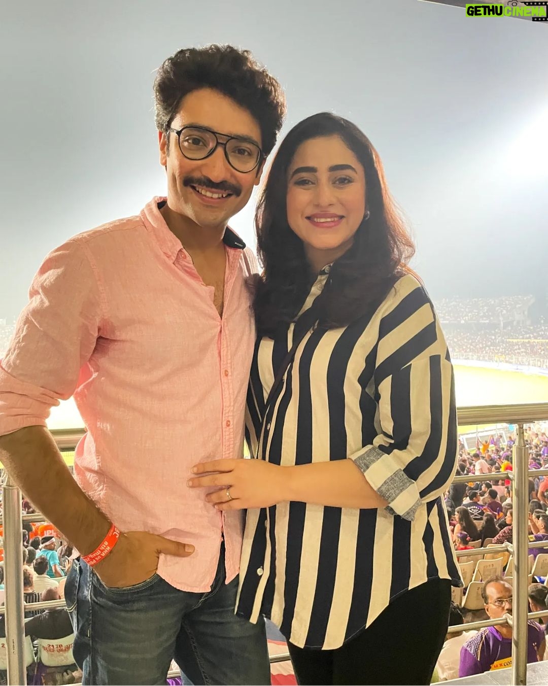 Ridhima Ghosh - 15.7K Likes - Throwback to a memorable evening at Eden Gardens.
#EdenGardens #MatchDay #ThrowbackThursday