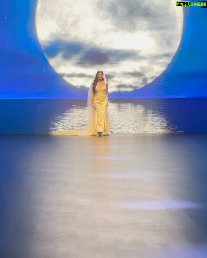 Ridhima Pandit Instagram - Once upon a Dream 💭 ✨🧚🏼♀️👰♀️ Always such a pleasure to be the showstopper for @timesfashionweek @shwetaroy0801 @mrsindiaqueenofficial @puspanjalicouture @timesfashionweek HMU :- @kimberlyychu @mugshotbyzeba Managed by :- @nabeelsdalvi Mumbai, Maharashtra