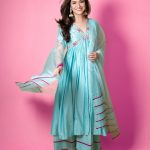 Ridhima Pandit Instagram – नज़ाकत 🩵🩷
.
.
.
Outfit by @theaaryashop 
PR @vblitzcommunications 
Shot by
 @deepak_das_photography