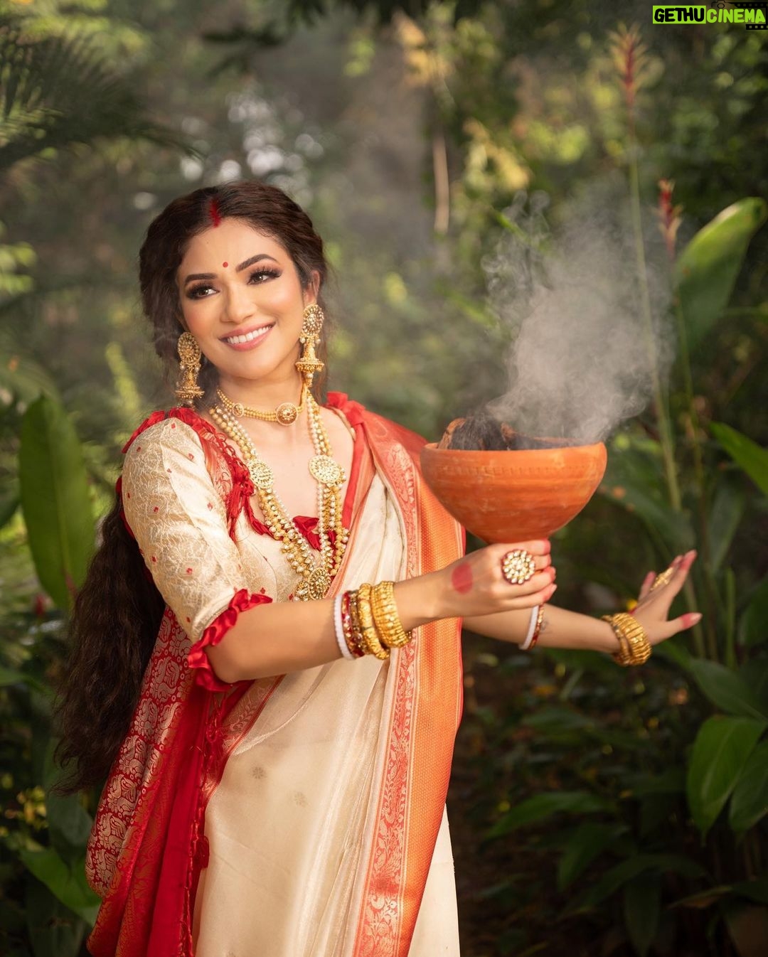 Ridhima Pandit Instagram - Ishhhhh β¨β¨β¨ . . . . . Concept, Costume & Styling by: @partho_ghoshal Makeup by : @thekhushfactor Hair by : @sunnyroyy_official Jewellery: @surajbridal π: @honeybookstudios πΈ: @deepak_das_photography . . . . . #ridhimapandit #devdas #kolkata #aishwaryarai