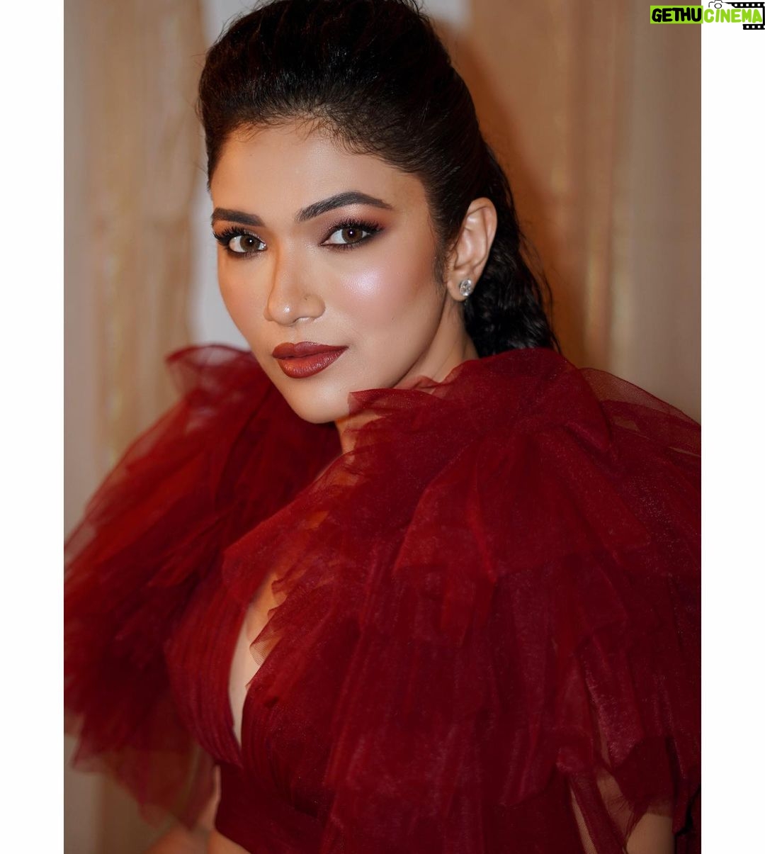 Ridhima Pandit Instagram - Dress for the frills, live for the thrills 🤩 . . . . Hair by :- @kimberlyychu Make up by :- @mugshotbyzeba Wearing:- @asifmerchant Shot by :- @aveer_derber _derber Managed by :- @nabeelsdalvi . . #ridhimapandit Mumbai, Maharashtra