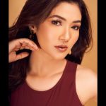 Ridhima Pandit Instagram – Close encounters of the beautiful kind 🤎
.
.
.
.
Glam Team ✨✨

Shot by- @pradhumna.sharma
Makeup- @meenalvidhani
Hair- @makeupdiarybyrk 
Styled by: @_anushkapuri_
Outfit- @coverstoryfsl 
Accessories- @anaqajewels 
Assisted by-@stylebygull 
.
.
#ridhimapandit