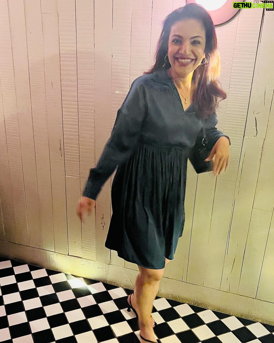 Ridhima Pandit Instagram - Aaj hai meri zindagi ke sabse khaas π€π» insaan ka janamdin.. Meri Behna Mera asli Gehna.. π₯Ήπ
ππ₯³πππ₯Ήπ§Ώπ§Ώπ love u sistahhhh @reemapandit .. May God bless you with the best in everything always β¦ #sisterlove
