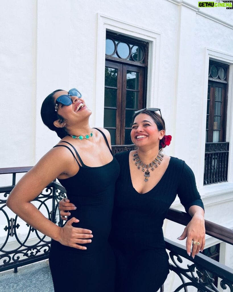Rima Kallingal Instagram - Hey Senorita 🌹✨💃 🌟 📸 @niharikaa.chauhaan ♥ Grand Hyatt Goa
