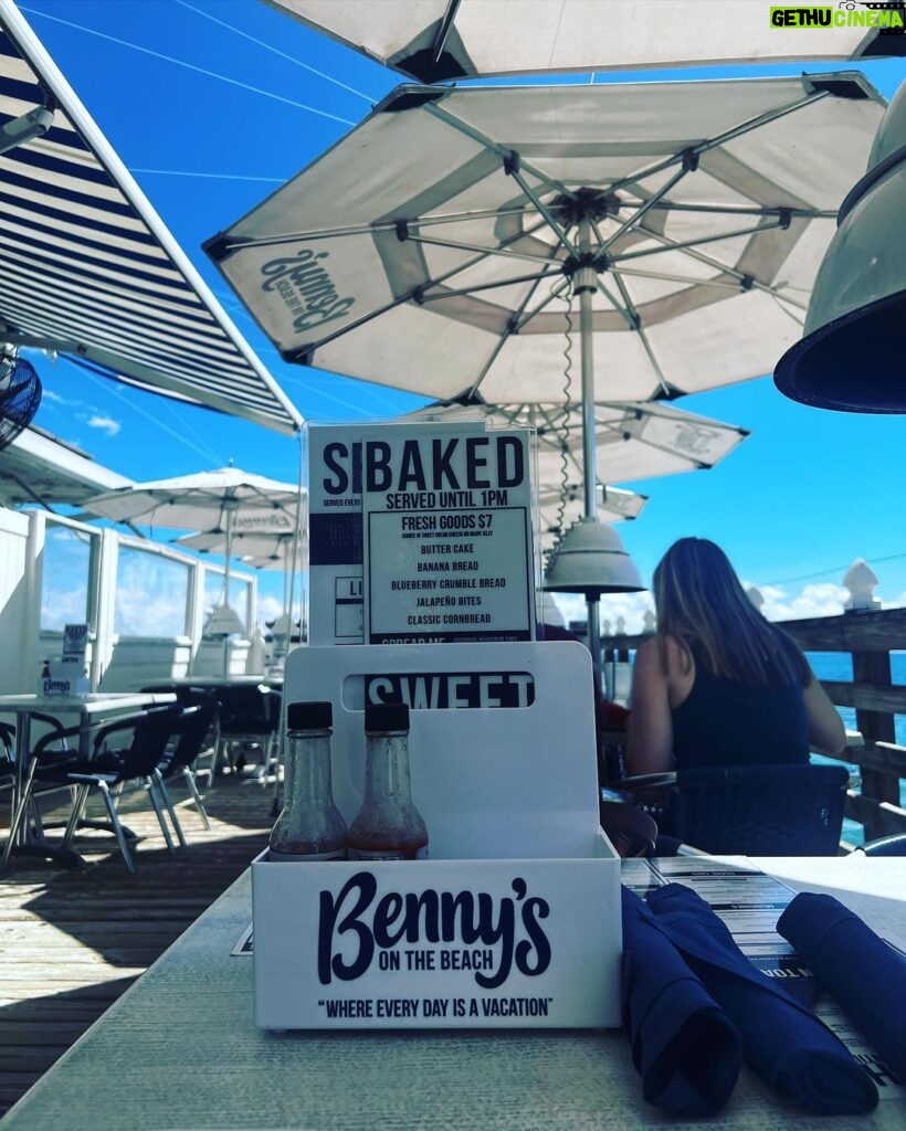 Rima Kallingal Instagram - Mine. @viddyanair Bennys on the Beach