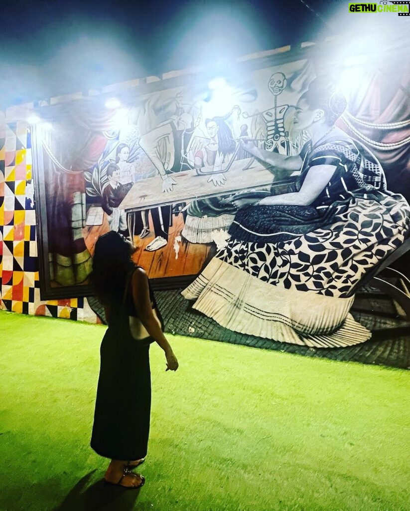 Rima Kallingal Instagram - Wynwood whirlwind! Wynwood Walls & Art District, Miami