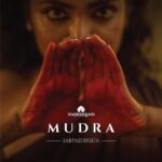 Rima Kallingal Instagram - Sarpashirsha Mudra, the sixteenth asamyukta hasta, symbolizes the serpent’s head. In this photo series, we delve into the profound concept of union conveyed through this ancient hand gesture, as outlined in the Abhinaya Darpana and Natya Shastra. Explore the symbolic significance and aesthetic expressions embodied in Sarpashirsha Mudra, capturing the essence of traditional Indian performing arts. @mamangamindia @theerthaae, shot by @chitrapriyadarshini , saris from @ithal.india MUAH @m.m_by_madonna