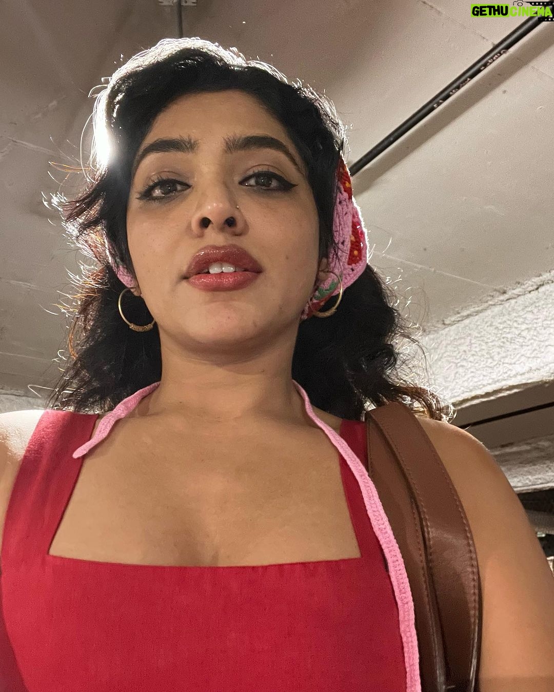 Rima Kallingal Instagram - Boston wine party! The beginning of US History to the latest tech companies and educational havens. What a city! Thank you Sajith and Sreeja for this guided trip 😜🫂