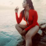 Rima Kallingal Instagram - Blaze of Aurora Photography : @_viishnu_santhosh Travel Partner : @bookmytripholidays.c Styled by : @diyaaa_john Editing : @anandu.sadanand Photography Assist : afrithhussain