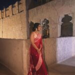 Rima Kallingal Instagram - Draped in Beautiful Benaras weaves. Styled by @diyaaa_john in a @via_east sari from @saltstudio, MUAH by @swapsmakeup . Event managed and candid pictures taken by the psycho of the company @psycho_419