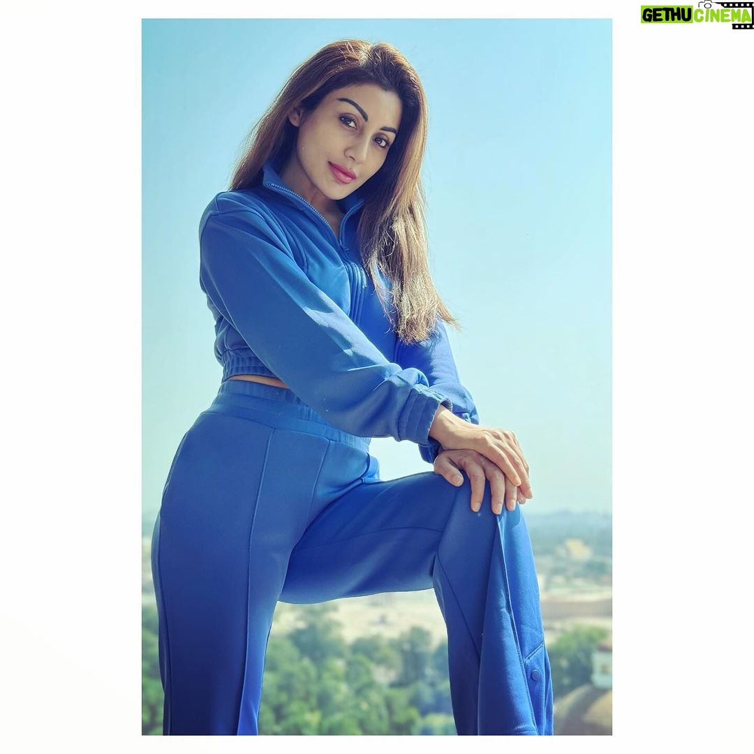 Rimi Sen Instagram - #instagood #instagram #instadaily #instalike #instafollow #follow #followers #viralvideos #viral #viralreels #viralpost #reelsinstagram #reels #trending #trendingreels #trendingnow #explore #explorepage #photooftheday #picoftheday #travelphotography #travel