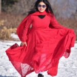 Rithika Tamil Selvi Instagram - Thank u everyone for all ur wishes & blessings on my born day .. love u all ❤️🫰🏻 Itinerary planner @touronholidays Outfit @labelkamra . . . . #rithika #tamil_rithika #rithikatamilselvi #mybirthday #kashmirtourism #snowlove #snowbeauty Kashmir