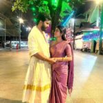 Rithika Tamil Selvi Instagram - 365 DAYS❤️#firstweddinganniversary @vinun43 Blouse @knotweddinghouse #rithika #tamil_rithika #rithikatamilselvi #weddinganniversary #firstweddinganniversary❤️ #weddingday Guruvayur Temple ഗുരുവായൂർ ക്ഷേത്രം