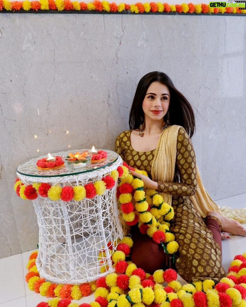 Ritika Badiani Instagram - Happy Diwali 🪔♥ #RitsBadiani #RitikaBadiani #HappyDiwali
