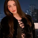 Ritika Badiani Instagram - 💁🏻‍♀️🖤 Jacket - @a.la.modebyakanksha 🫶🏻 #RitsBadiani #RitikaBadiani #Trend #Trending