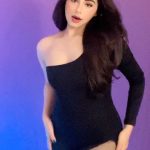 Ritika Badiani Instagram - I love all the colors mixed together = B L A C K 🖤 #RitsBadiani #RitikaBadiani