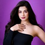 Ritika Badiani Instagram - Ps: I LOVE YA’LL ♥️ #5Million🧿 #Gratitude #RitsBadiani #RitikaBadiani
