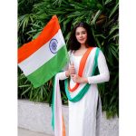Ritika Badiani Instagram - Happy 75th Independence Day 🇮🇳 #RitsBadiani #RitikaBadiani #75thIndependenceDay #HarGharTiranga #JaiHind