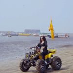 Ritika Badiani Instagram - My Richy Baby ♥️ #RitsBadiani #RitikaBadiani #Richy #Alibaug #Pug #HappyHugDay