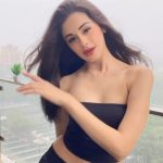Ritika Badiani Instagram - *lyrics* 😂💃 #RitsBadiani #RitikaBadiani #Trending #Reels