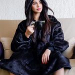 Ritika Badiani Instagram - Blood Group = Tea Positive ☕️ #RitikaBadiani #RitsBadiani