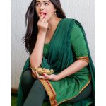 Ritika Badiani Instagram - Happy Lohri 🙏 Happy Makarsankranti 🙏 Happy Uttarayan 🙏 Happy Pongal 🙏 Happy Bihu 🙏 #RitsBadiani #RitikaBadiani #LoveYouAll