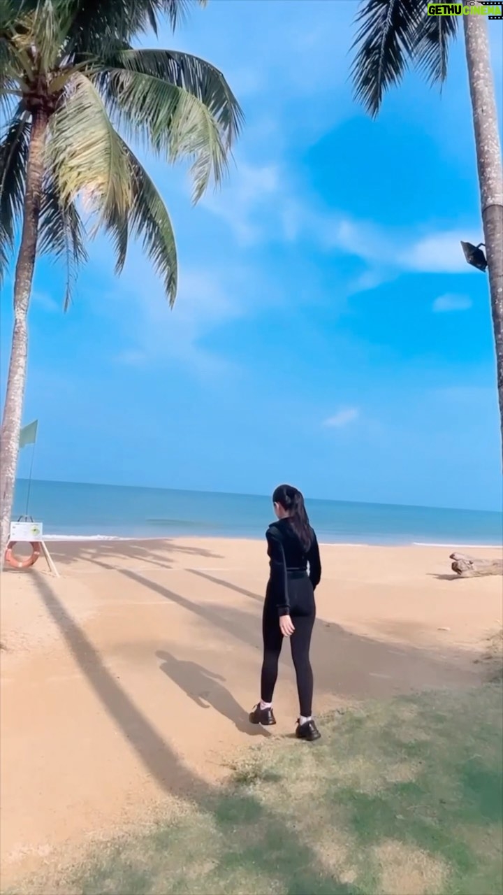Ritika Badiani Instagram - T H A L A S S O P H I L E 🌊 #RitsBadiani #RitikaBadiani #Trending #Phuket Phuket, Thailand