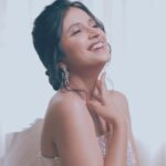 Ritika Shrotri Instagram – Vintage vibes ✨

Muah : @swatighodke_mua_official
Jewellery : @pias_pitara
Outfit : @pratibimbtherentalboutique
Photography: @thephotowala
Location: @kalasystudios

#reelitfeelit #glam #glitter #fashion #vintage #insta #reels